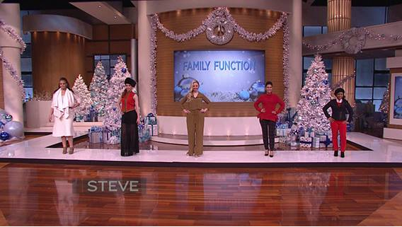 Kellsey Forest (center) on The Steve Harvey Show.